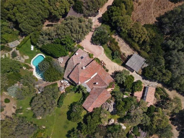 Villa Indipendente in vendita a San Pantaleo, Sardigna/Sardegna