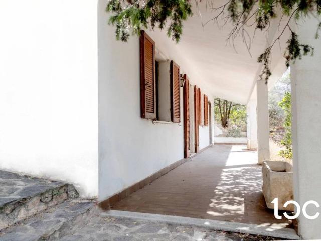 Villa Indipendente in vendita a San Pantaleo, Sardigna/Sardegna