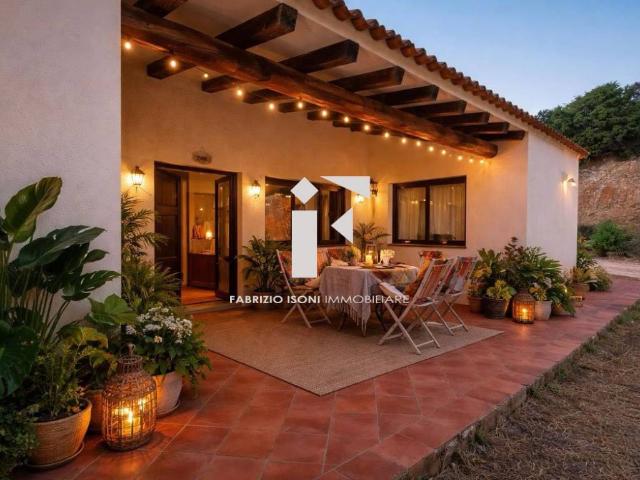 Villa Indipendente in vendita a San Pantaleo, Sardigna/Sardegna