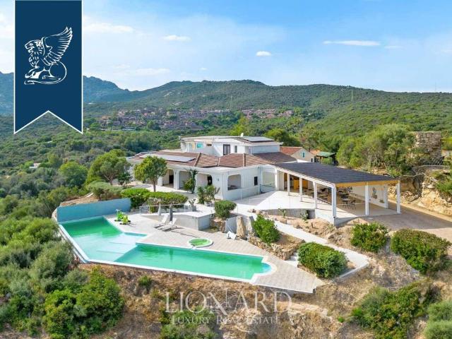 Villa Indipendente in vendita a Portisco, San Pantaleo