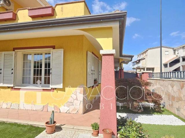 Villa Indipendente in vendita a San Pantaleo, Sardigna/Sardegna