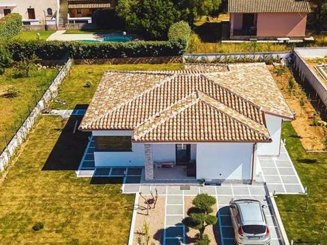 Villa Indipendente in vendita a San Pantaleo, Sardigna/Sardegna