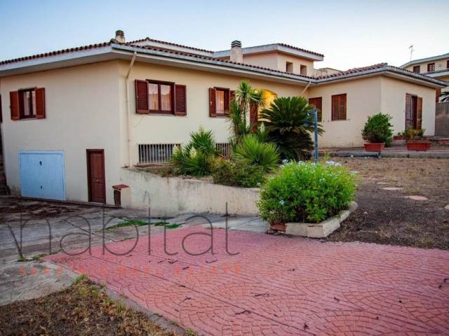 Villa Indipendente in vendita a San Pantaleo, Sardigna/Sardegna