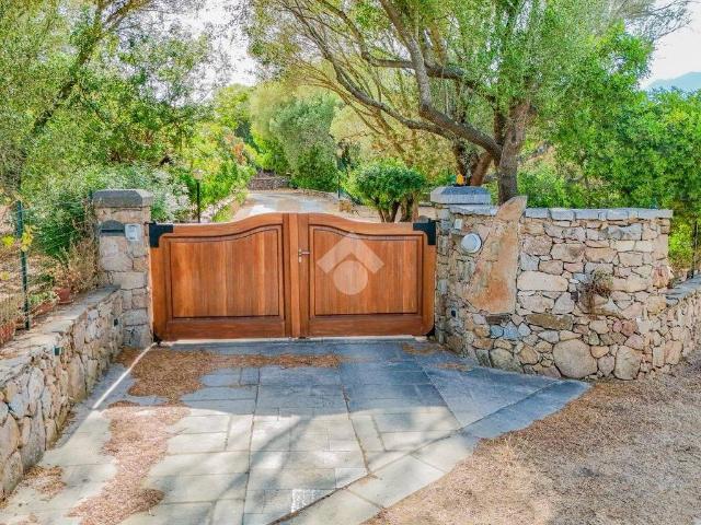 Villa Indipendente in vendita a San Pantaleo, Sardigna/Sardegna