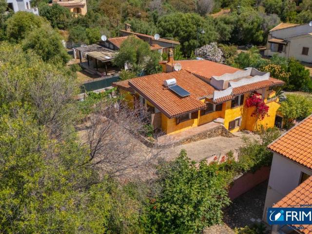 Villa Indipendente in vendita a San Pantaleo, Sardigna/Sardegna