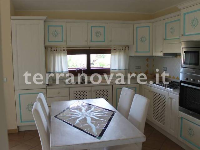 Villa Indipendente in vendita a San Pantaleo, Sardigna/Sardegna