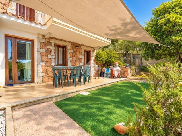 Villa Indipendente in vendita a San Pantaleo, Sardigna/Sardegna
