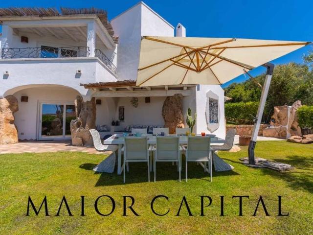 Villa Indipendente in vendita a San Pantaleo, Sardigna/Sardegna