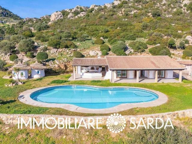 Villa Indipendente in vendita a San Pantaleo, Sardigna/Sardegna