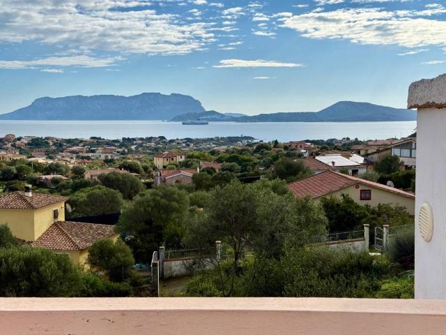 Villa Indipendente in vendita a San Pantaleo, Sassari