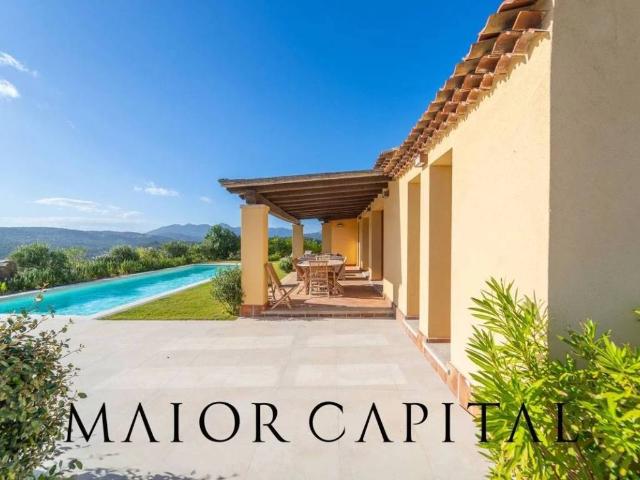 Villa Indipendente in vendita a San Pantaleo, Sardigna/Sardegna