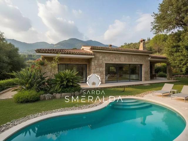 Villa Indipendente in vendita a San Pantaleo