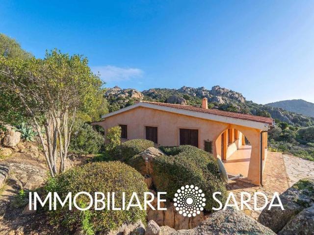 Villa Indipendente in vendita a San Pantaleo, Sardigna/Sardegna