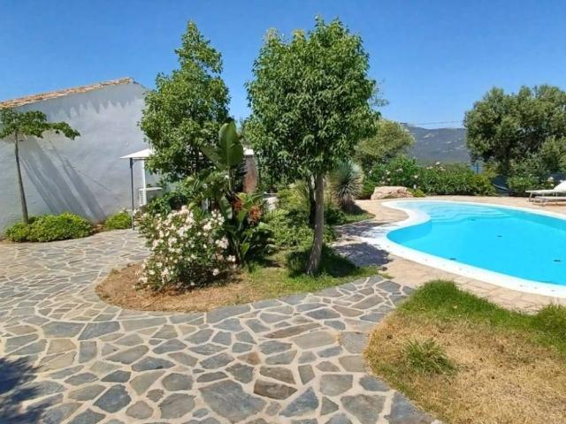 Villa Indipendente in vendita a Rudalza, San Pantaleo