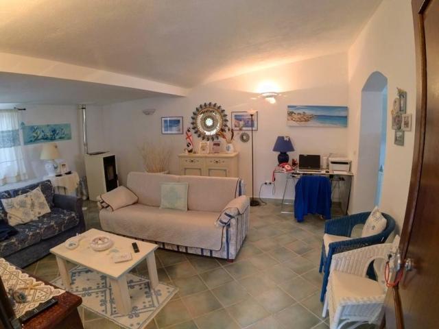 Villa Indipendente in vendita a San Pantaleo, Sardigna/Sardegna