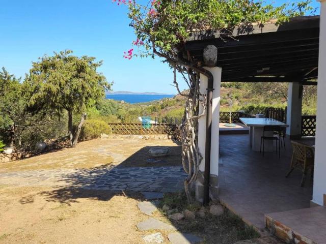 Villa Indipendente in vendita a San Pantaleo, Sardigna/Sardegna
