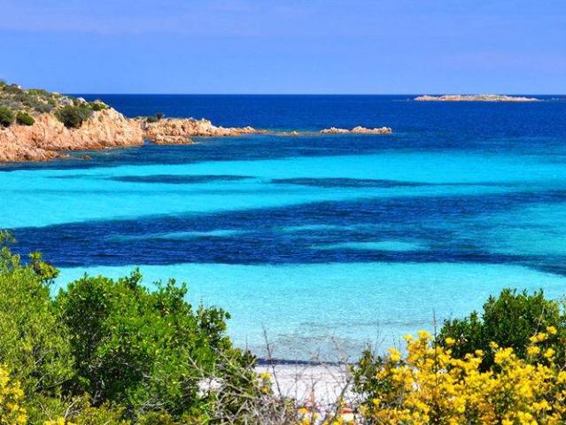 Villa Indipendente in vendita a San Pantaleo, Sassari