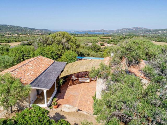 Villa Indipendente in vendita a San Pantaleo, Sardigna/Sardegna