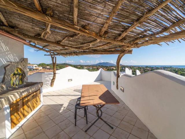 Villa Indipendente in vendita a San Pantaleo, Sardigna/Sardegna