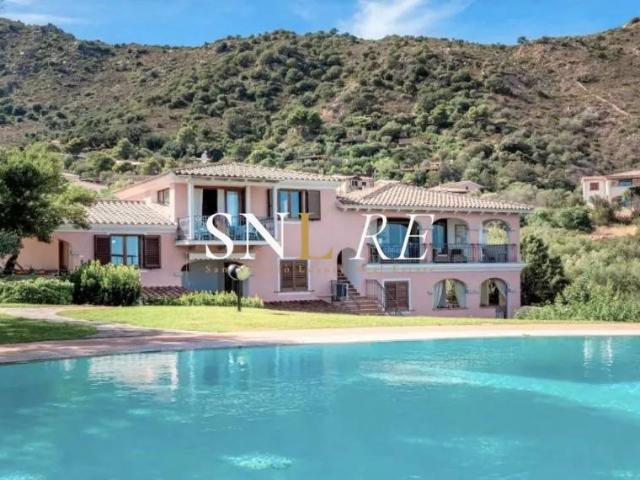 Villa Indipendente in vendita a San Pantaleo, Sardigna/Sardegna