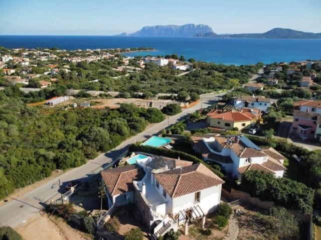 Villa Indipendente in vendita a San Pantaleo, Sardigna/Sardegna