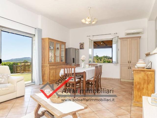Villa Indipendente in vendita a San Pantaleo, Sardigna/Sardegna