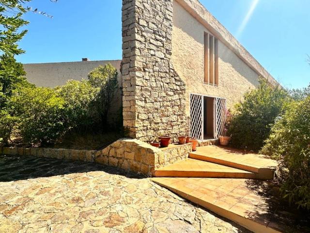 Villa Indipendente in vendita a San Pantaleo, Sardigna/Sardegna