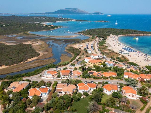 Villa Indipendente in vendita a San Pantaleo, Sardigna/Sardegna