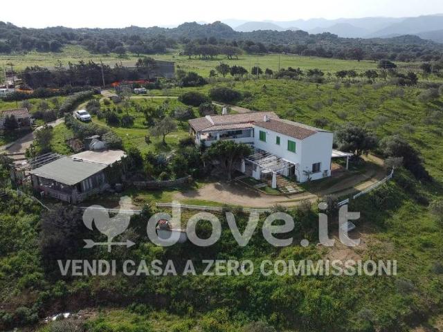 Villa Indipendente in vendita a San Pantaleo, Sardigna/Sardegna