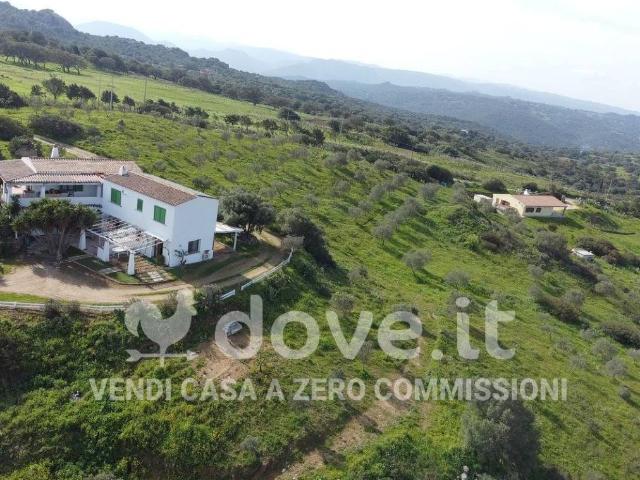 Villa Indipendente in vendita a San Pantaleo, Sardigna/Sardegna