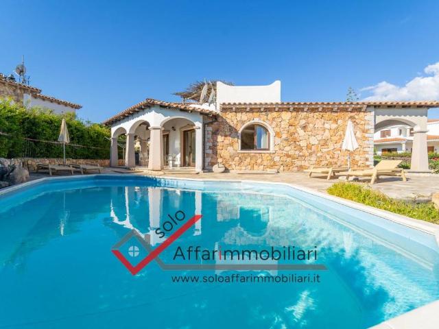 Villa Indipendente in vendita a San Pantaleo, Sassari