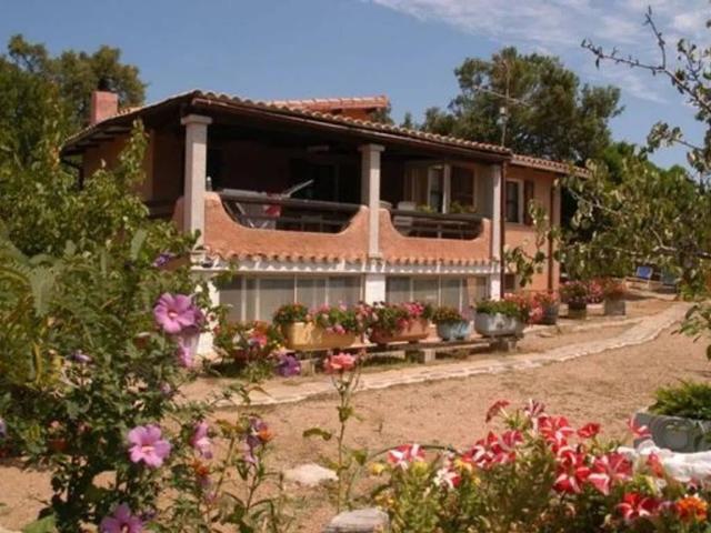 Villa Indipendente in vendita a San Pantaleo, Sardigna/Sardegna