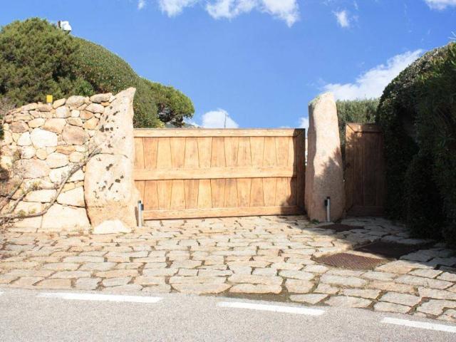 Villa Indipendente in vendita a San Pantaleo, Sardigna/Sardegna