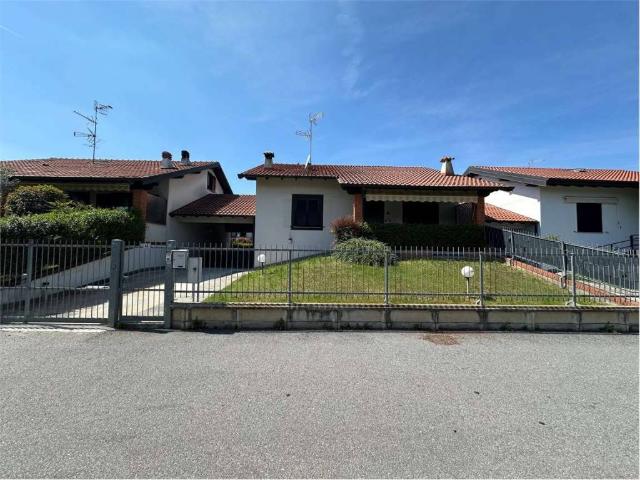 Villa Indipendente in vendita a Piemonte, Novara