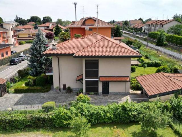 Villa Indipendente in vendita a Piemonte, Novara