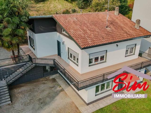Villa Indipendente in vendita a Santo Stefano, Piemonte