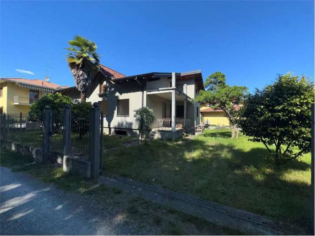 Villa Indipendente in vendita a Piemonte, Novara
