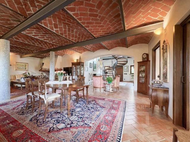 Villa Indipendente in vendita a Canton della Lanca, Piemonte