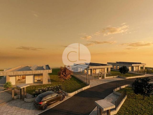Villa Indipendente in vendita a Monte Arese, Faloppio