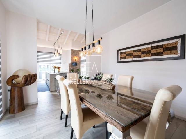 Villa Indipendente in vendita a Somaino, Faloppio