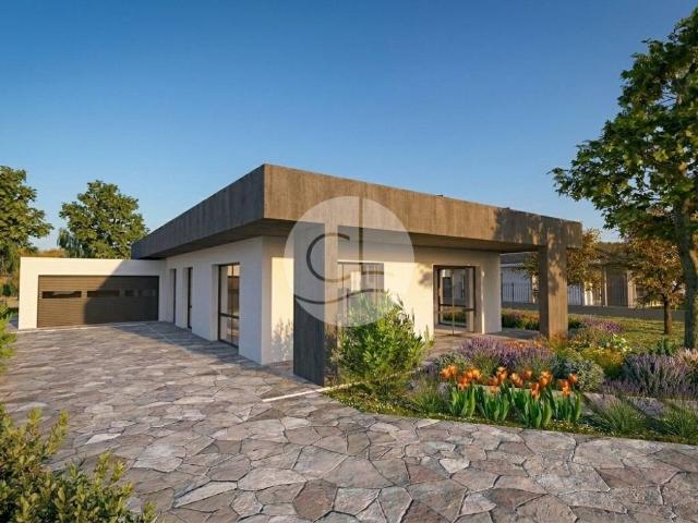 Villa Indipendente in vendita a Monte Arese, Faloppio