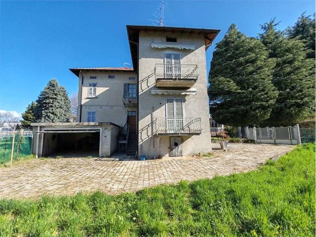 Villa Indipendente in vendita a Cascina del Pè, Faloppio