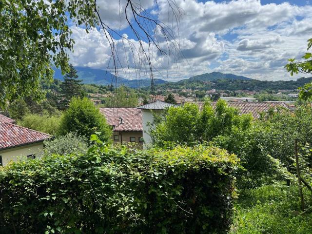 Villa Indipendente in vendita a Beolco, Olgiate Molgora