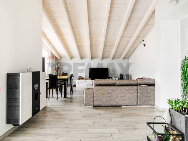 Villa Indipendente in vendita a Buon Gesù, Olgiate Olona