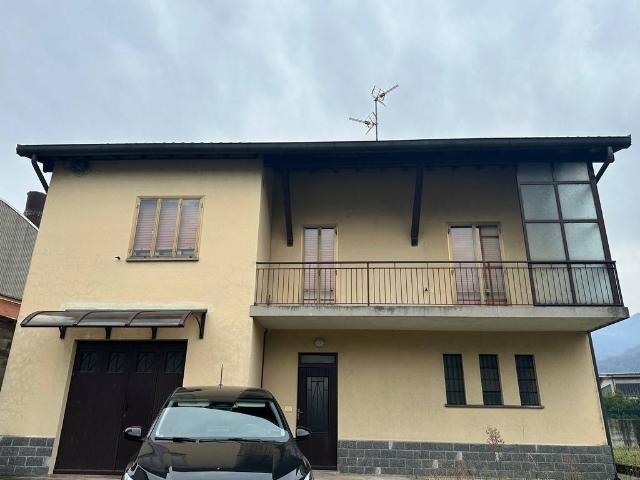 Villa Indipendente in vendita a Santa Maria, Olginate
