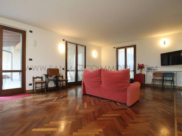 Villa Schiera in vendita a Santa Maria, Olginate