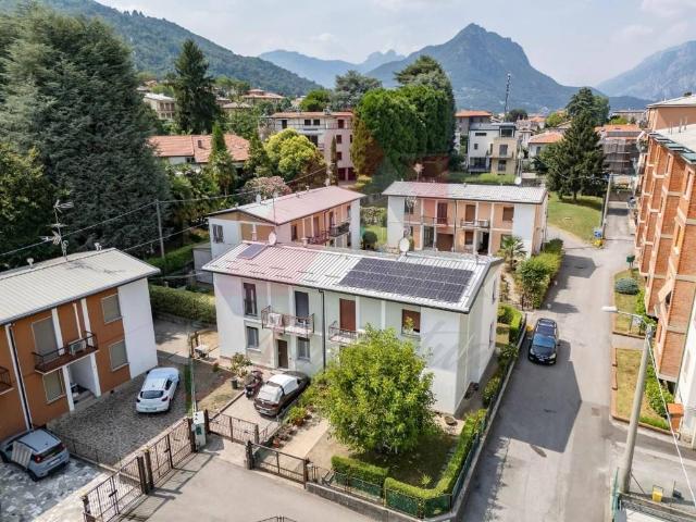 Villa Indipendente in vendita a Santa Maria, Olginate