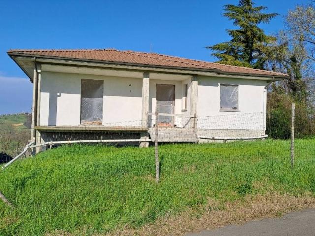 Villa Indipendente in vendita a Oliva Gessi, Lombardia