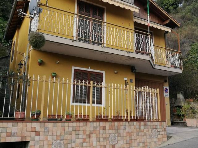 Villa Indipendente in vendita a Olivetta San Michele, Liguria