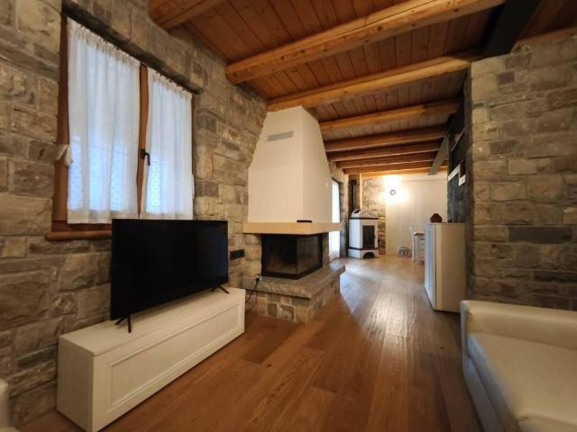 Villa Indipendente in vendita a Oltressenda Alta, Lombardia